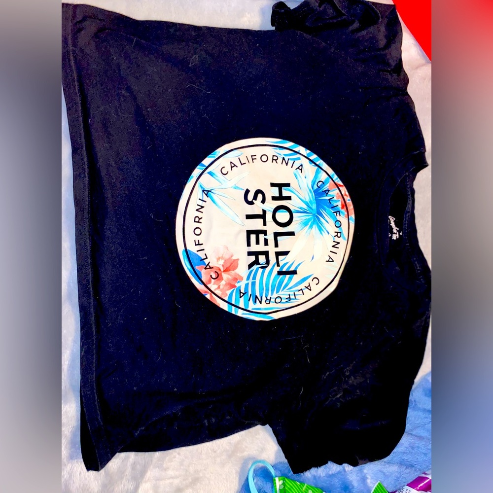 Hollister black crop top
